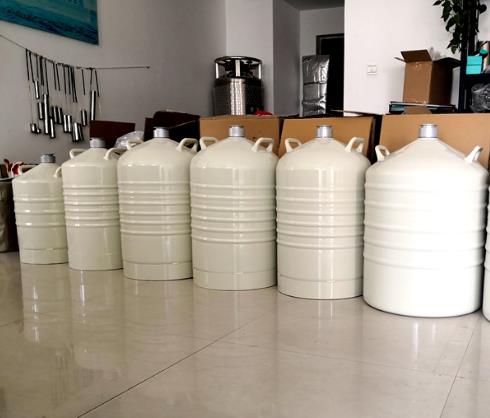 如何安全去放低溫液氮容器內的樣本? yedanrongq